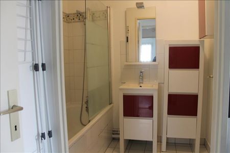 2 pièces - Meublé - 46,85 m² - 4ème étage - Colocation non autorisée - Photo 5