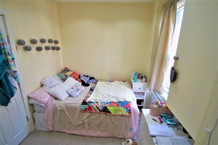 4 Bed Terraced House, Granby Terrace, LS6 - Photo 2