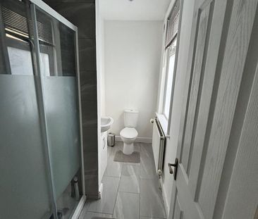 3 Bed Semi-Detached House, Vicarage Road, CR0 - Photo 6