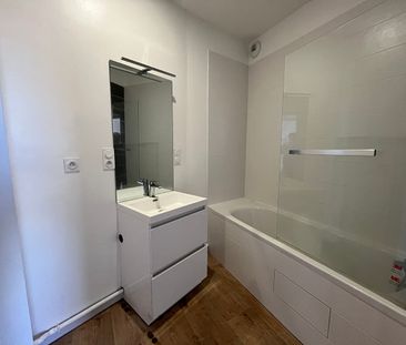 Location Appartement 4 pièces 76m² - Photo 4
