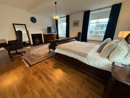 4 bedroom flat to rent - Photo 3