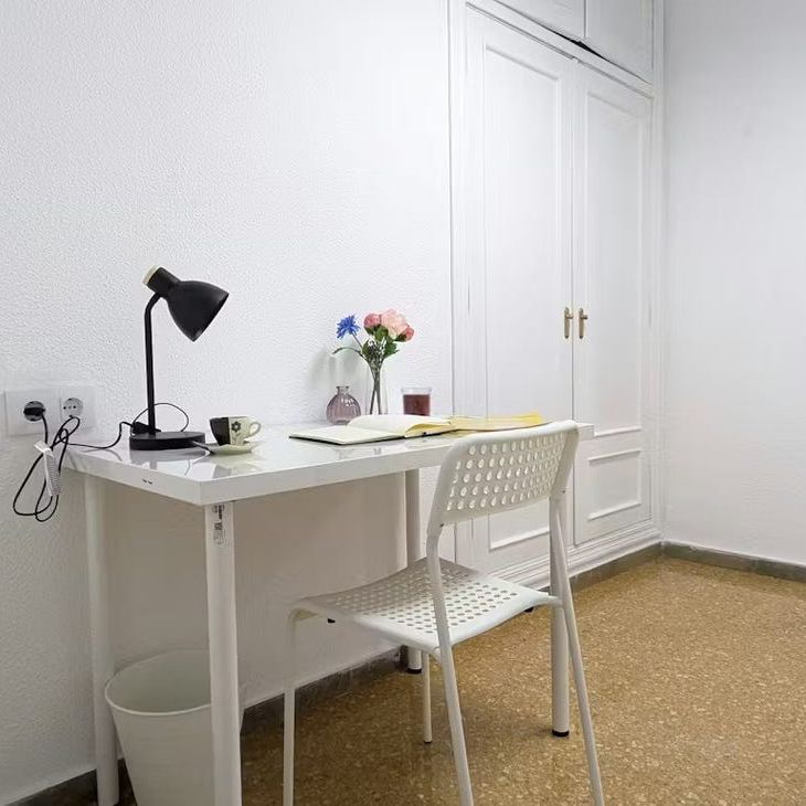 Carrer de Lleida, Valencia, Valencian Community 46009 - Photo 1