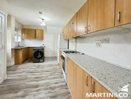 3 bedroom terraced house to rent - Photo 4