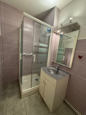 Location Appartement 2 pièces 42m² - Photo 5