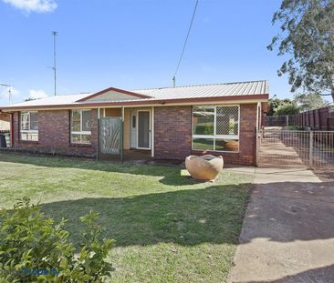 WOW! CHECK THIS ONE OUT! - Photo 5