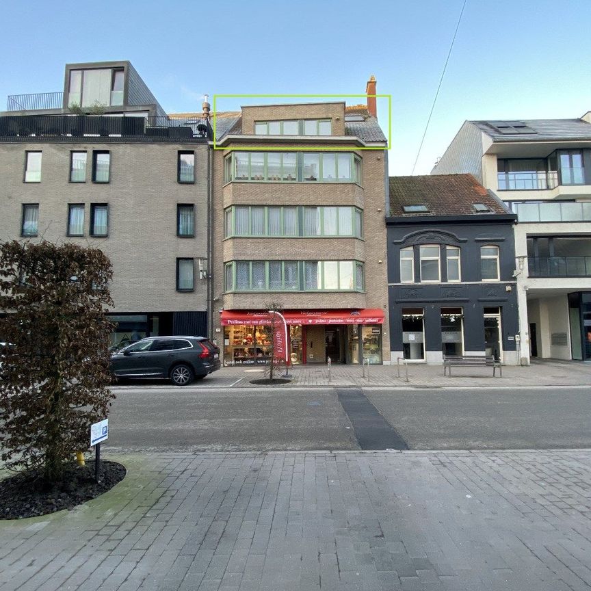 RUIM, INSTAPKLAAR DAKAPPARTEMENT IN HARTJE DEINZE MET 2 SLPKS | TERRAS EN GARAGE - Photo 1