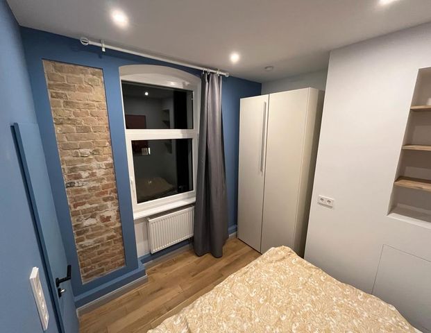 1,5 Zimmer sanierter Altbau möbliert - Photo 1