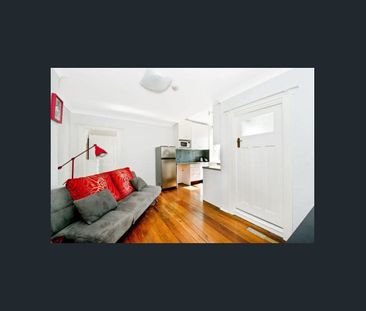 PRIME LOCATION - BUILDING WITH ROOF TOP TERRACE - FURNISHED W/ KING... - Photo 2