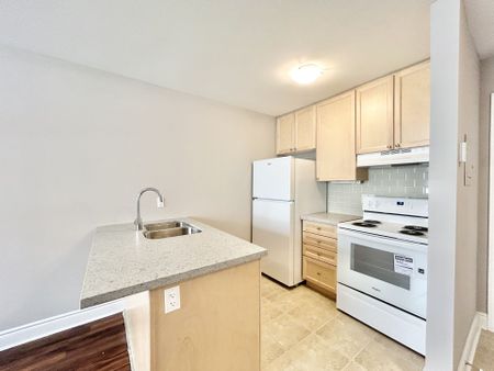 For Lease - 9 Thirty Third Street Unit# 106, Toronto, Ontario - Photo 5