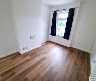 3 bedroom terraced house to rent - Photo 6