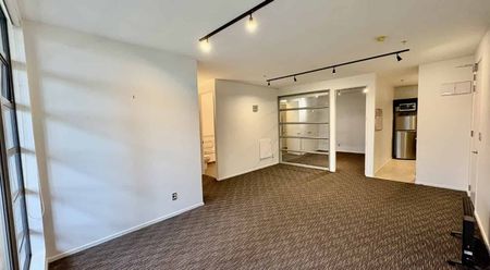 2 Bedrooms on Hanson - Photo 3