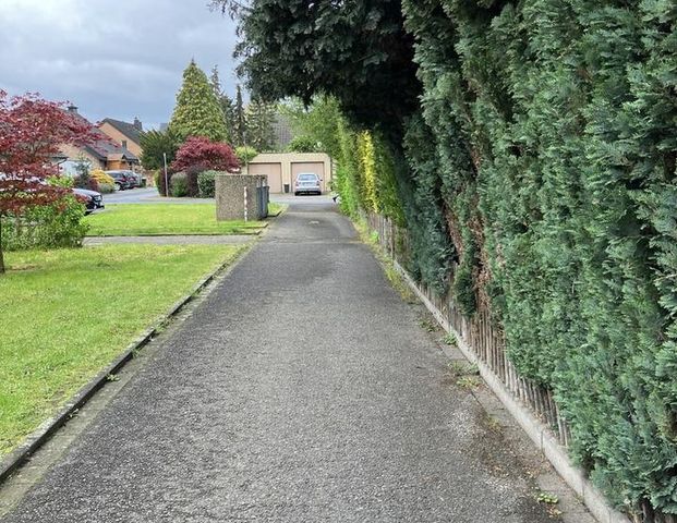 Wenn es einmal zu eng wird, haben wir die passende Wohnung. - Foto 1