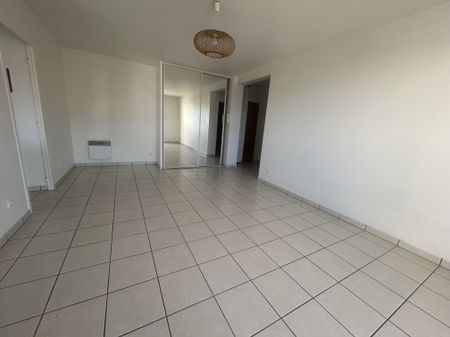 Location Appartement 2 pièces 56m² PONTAULT COMBAULT 77340 - Photo 3