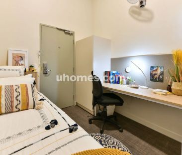 Single Rooms-Single Room Large - Photo 1