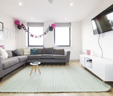 Corner House, Cathays - Photo 2