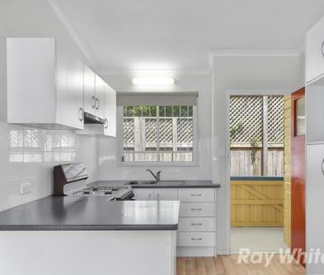 Trendy unit in Newmarket - Photo 1