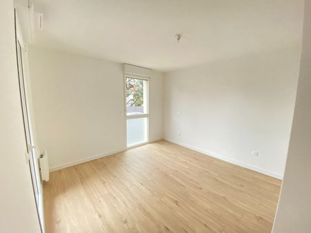 Location Appartement 2 pièces 55m² - Photo 4