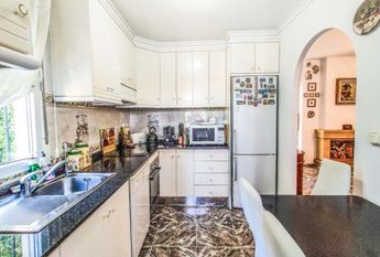 Chalet Vacacional con la piscina privada en La Zenia