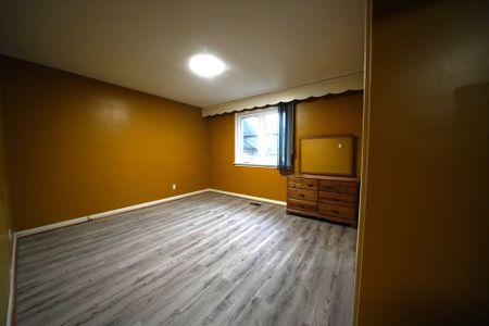 For Lease - 35 Beckett Avenue, Toronto, Ontario - Photo 3