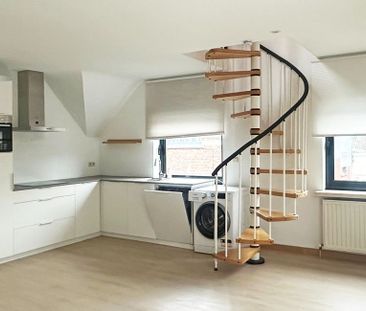 Duplex te huur in Wilrijk voor € 975 met 2 slaapkamers - Foto 3