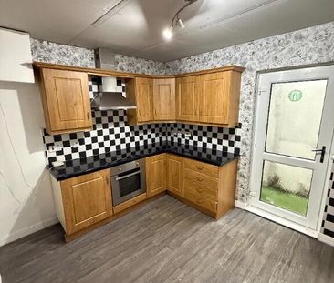 18 Garland Ave, Lurgan, BT66 6JH - Photo 1