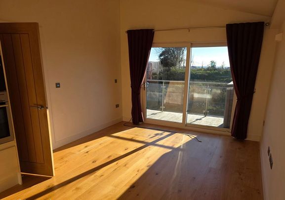 2 bedroom chalet to rent - Photo 1