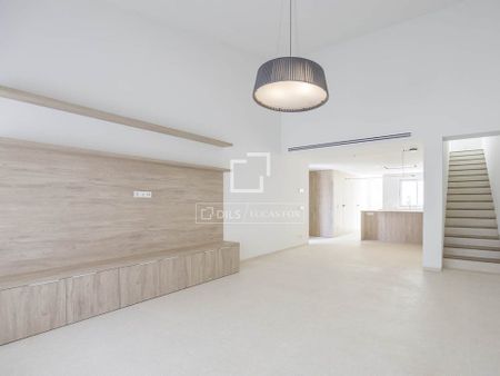 Burjassot, Valencian Community 46111 - Foto 2