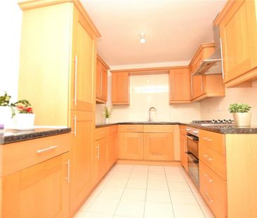 3 bedroom end of terrace house to rent - Photo 6