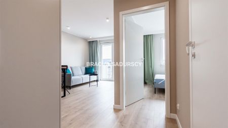 Wynajmę nowe 2-pok mieszkanie dla singla/ul.Reduta - Photo 4