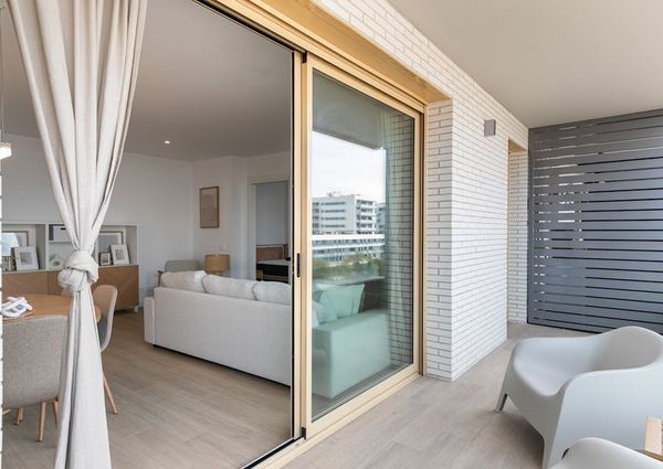 Carrer de Pi i Margall, Badalona, Catalonia 08912