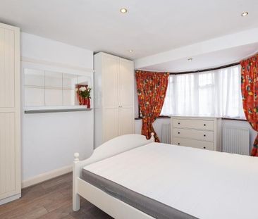 Linkside, West Finchley N12 - Photo 5