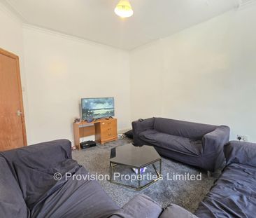 6 Bedroom Student Properties Hyde Park - Photo 1