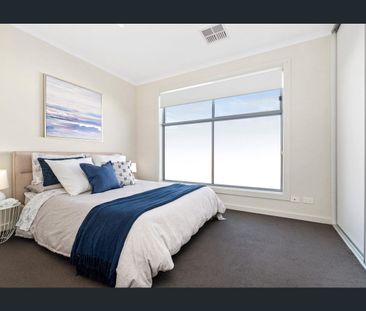 Immaculate Home in Great Location Ready and Waiting for You! - Photo 5