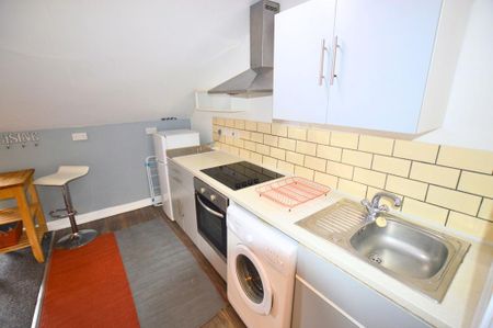 1 bedroom flat to rent - Photo 5