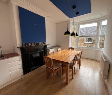 3 bedroom flat to rent - Photo 6