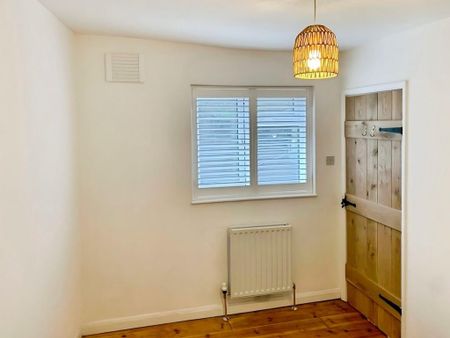 2 bedroom terraced house to rent - Photo 4