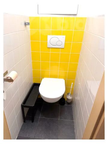 Slunný byt 2+kk s balkonem a skvělým výhledem - Praha 3, Žižkov - Фото 5