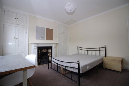 28 Stanley Road West, Bath - Photo 3