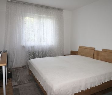 Helles WG-Zimmer mit eignem Bad u. Mitbenutzung Küche, Essbereich u... - Photo 1