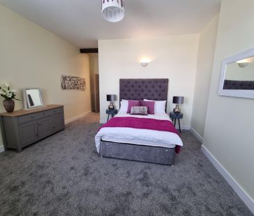 Castle View Court, Upper Dock Street, Newport - Photo 4