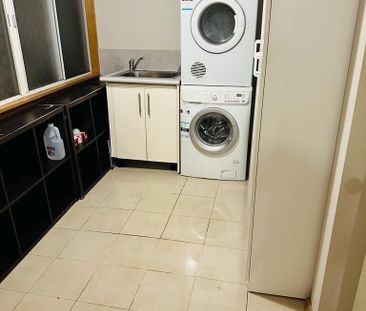 Darlington - Photo 3