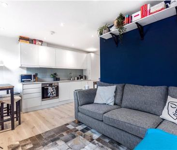 Foundry Court, Chertsey, Surrey, KT16 - Photo 4