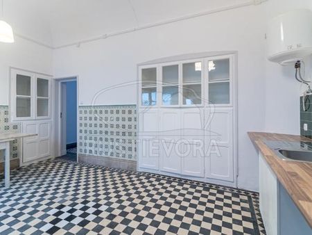 Moradia T4+1 em Évora - Photo 2