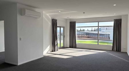 Apartment Living - Photo 4