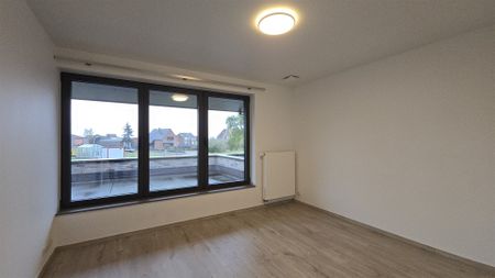 Moderne, energiezuinige woning (200m²) met 4 slaapkamers en tuin - Photo 2