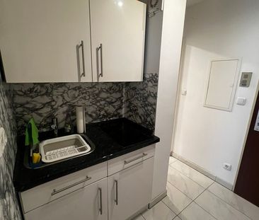 Modern eingerichtete 1-Zimmer Wohnung mit idealer Anbindung - Photo 4