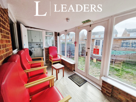 1 bedroom property to rent Pugh Place, Stanford-le-Hope, Essex, SS17 - Photo 4