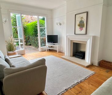 2 Bed Maisonette, Otley Road, LS16 - Photo 2