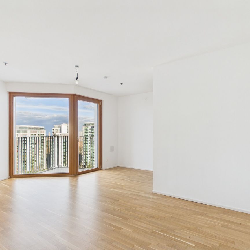 Jetzt Termin online buchen: 1 Zimmer-Apartment mit separatem Badezimmer| 16. OG mit Lift | Co-Working-Bereich, Fitnessstudio und Dachterrasse zur gemeinschaftlichen Nutzung! - Photo 1