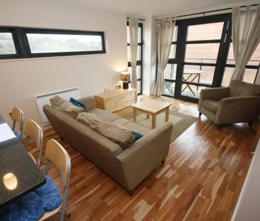 2 bedroom apartment to rent - Photo 1